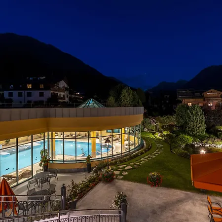 Hotel Vereina 5*