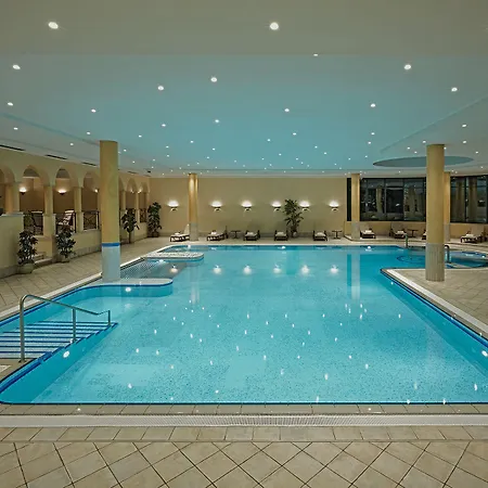 Hotel Vereina 5*