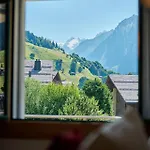 Hotel Vereina 5*