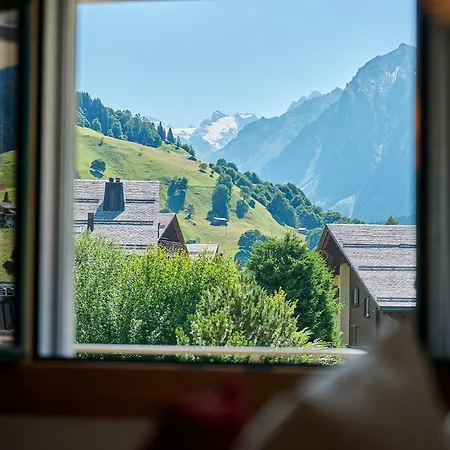 Hotel Vereina 5*