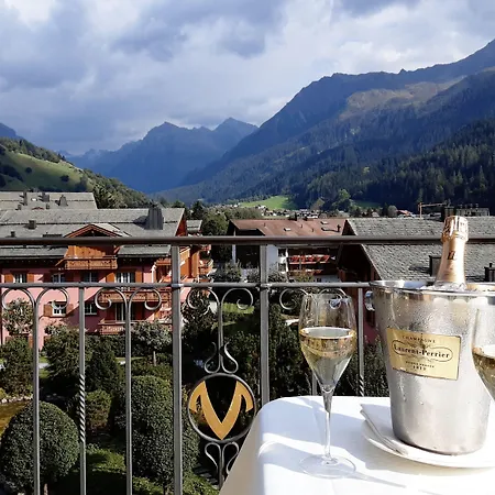 Hotel Vereina 5*