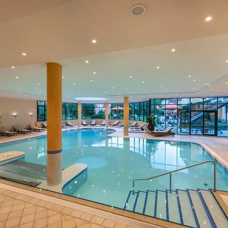 Vereina فندق كلوسترز